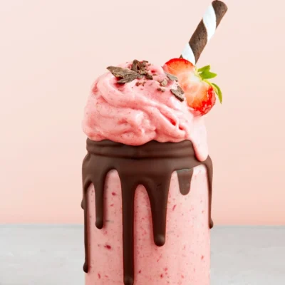 Nettari Strawberry Milkshake Syrup Image 2 Nettari Strawberry Milkshake Syrup Image 2